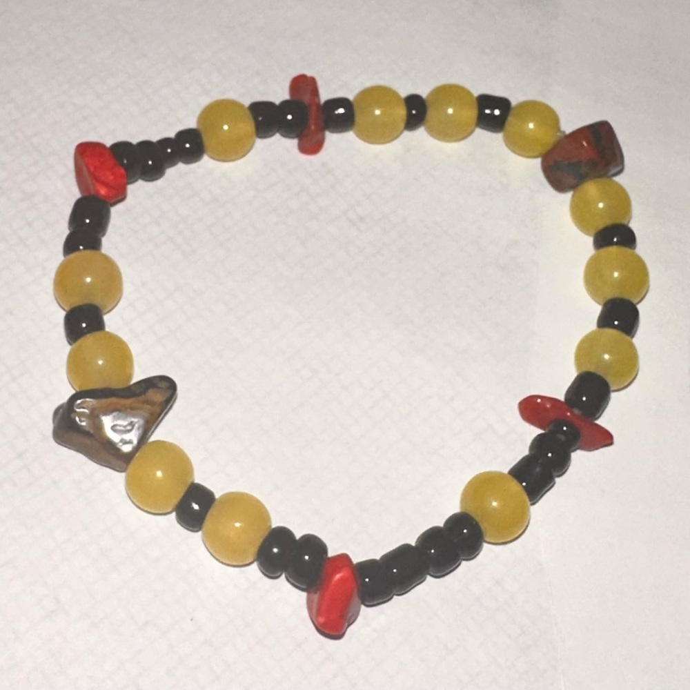 stretchy handmade friendship bracelet with glass beads and crystals